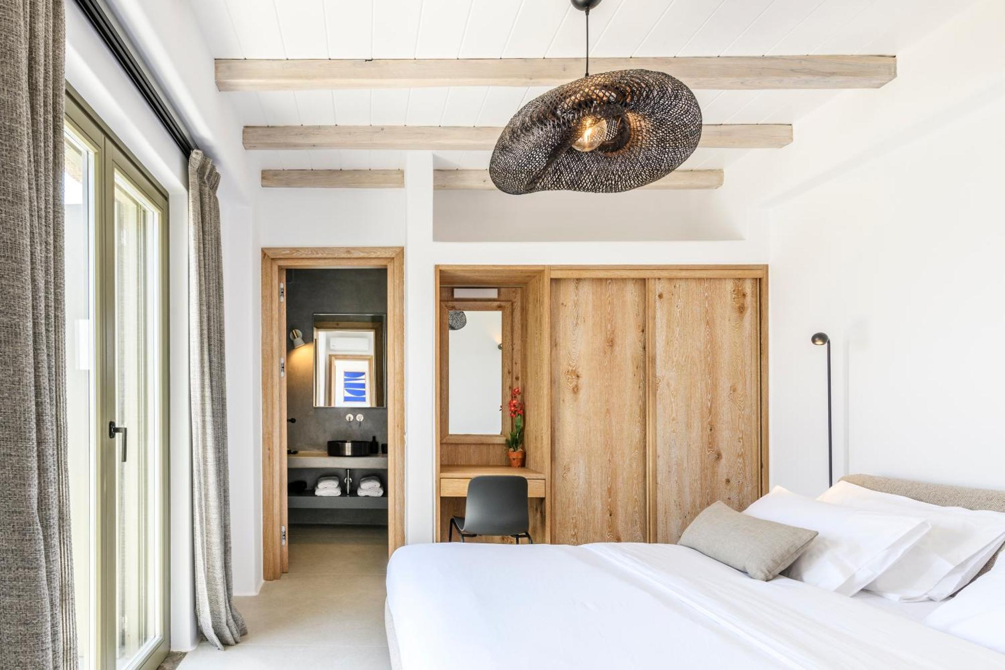 Panormos Bay Luxury