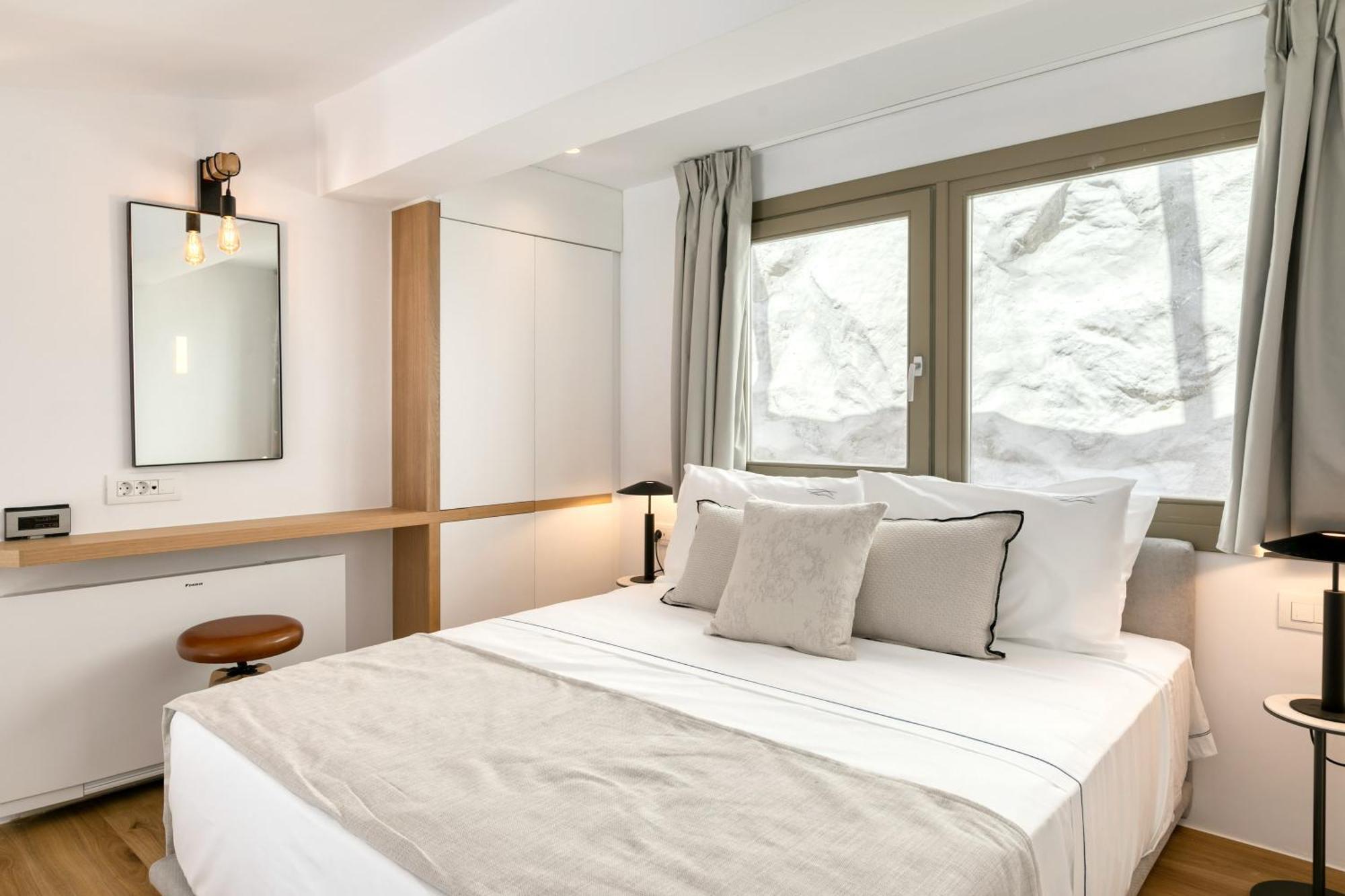 Hotel Panormos Bay Luxury
