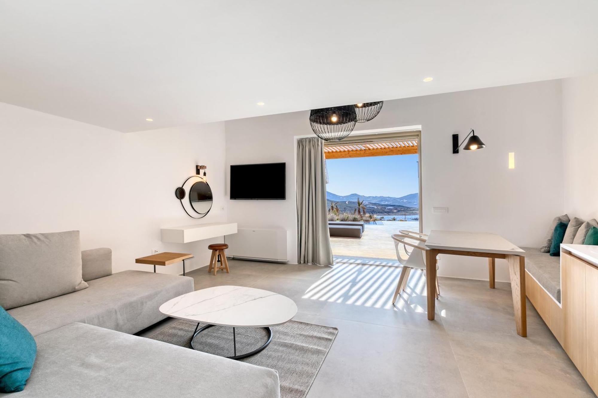Hotel Panormos Bay Luxury