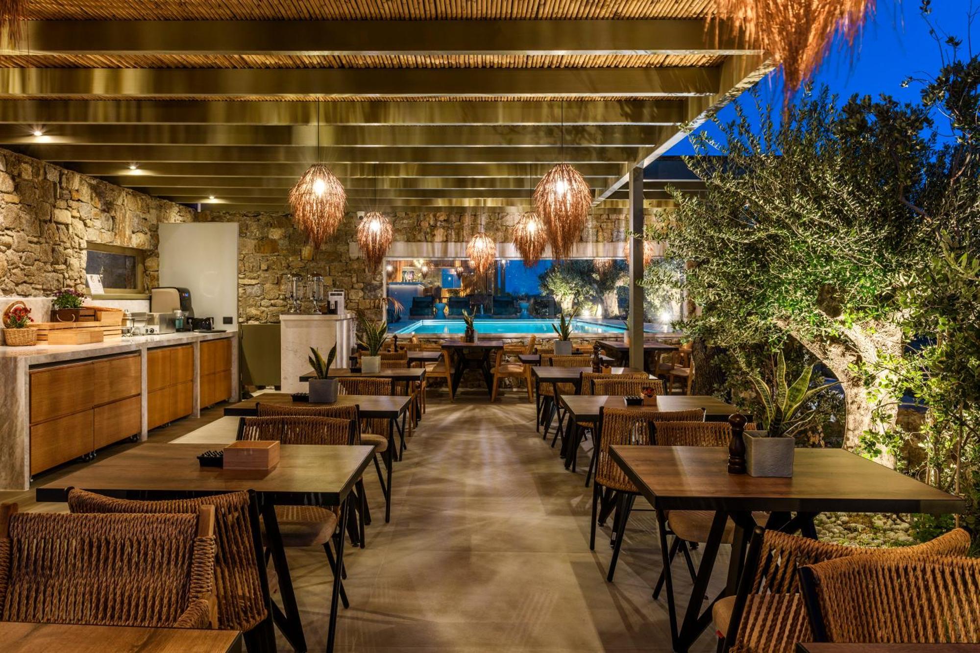 Hotel Panormos Bay Luxury