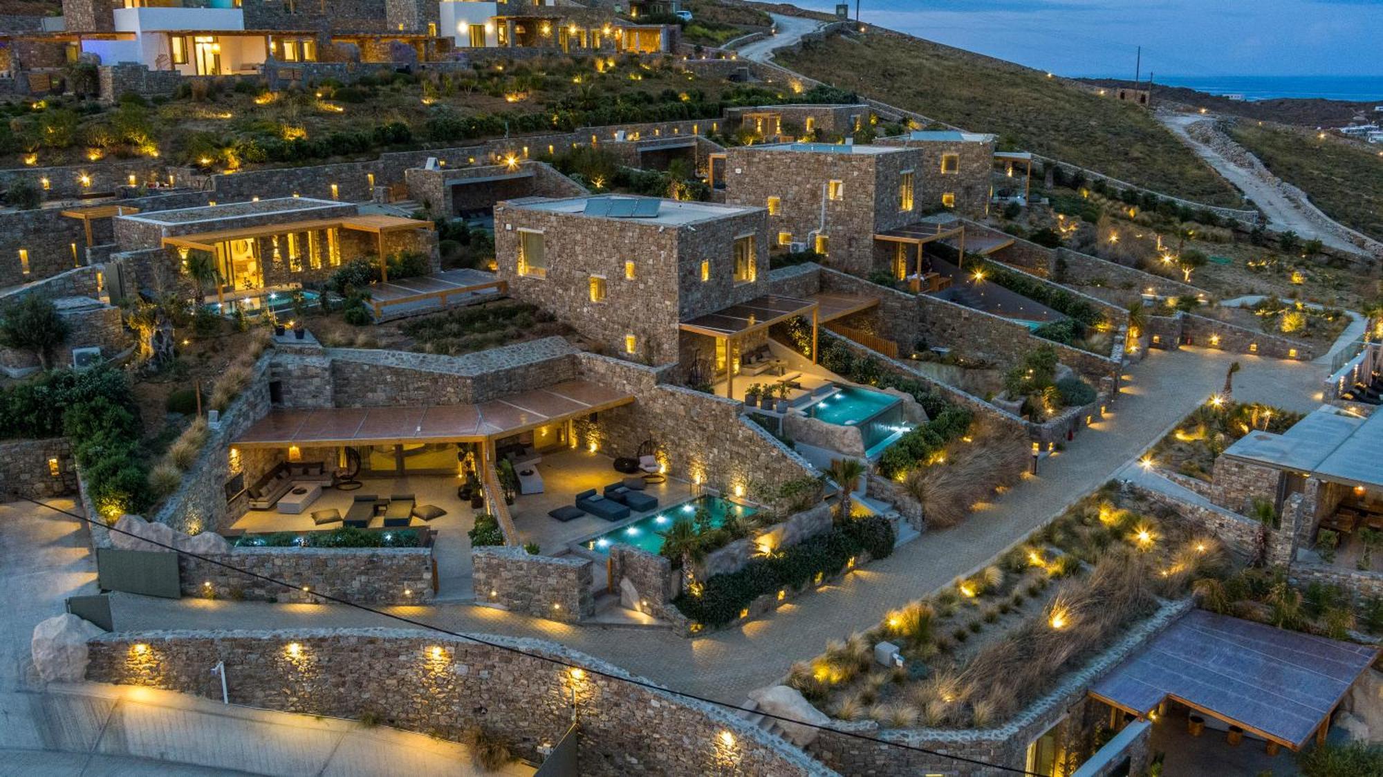 Panormos Bay Luxury