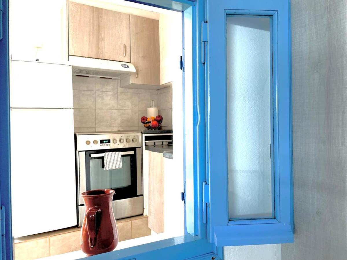 Gorgeous White Marsis In Paros Apartment *