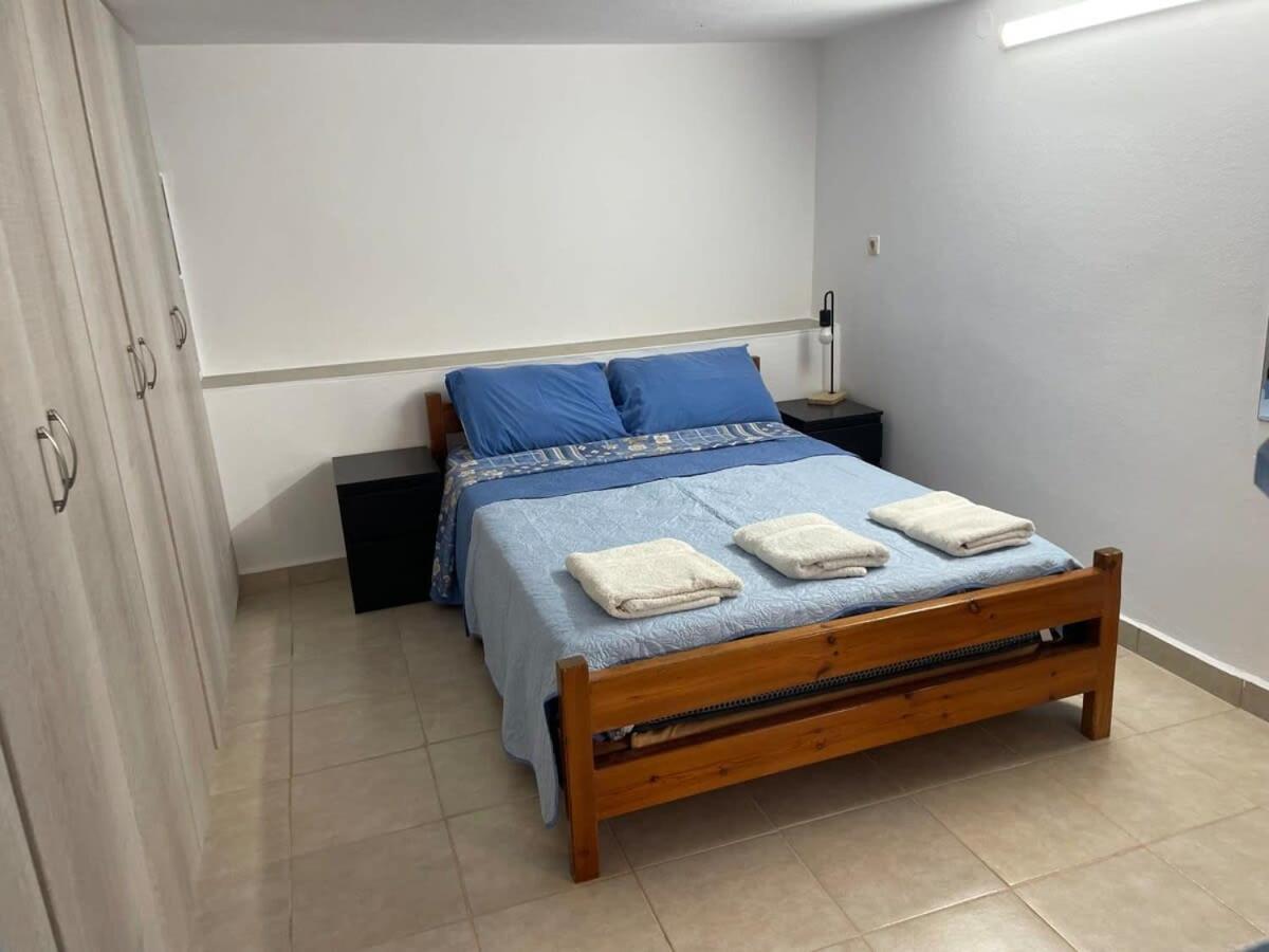 Apartment Gorgeous White Marsis In Paros