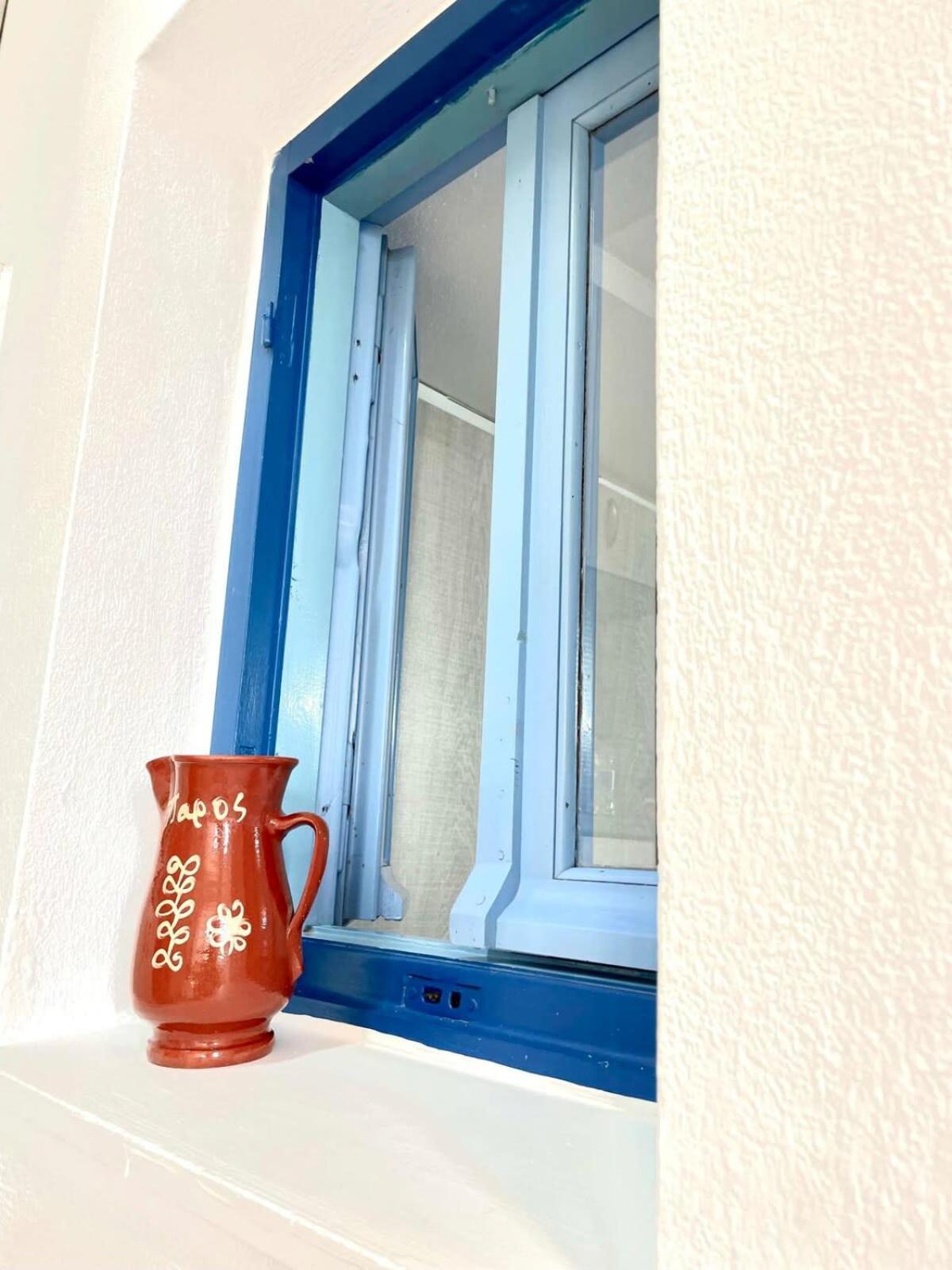 Gorgeous White Marsis In Paros *