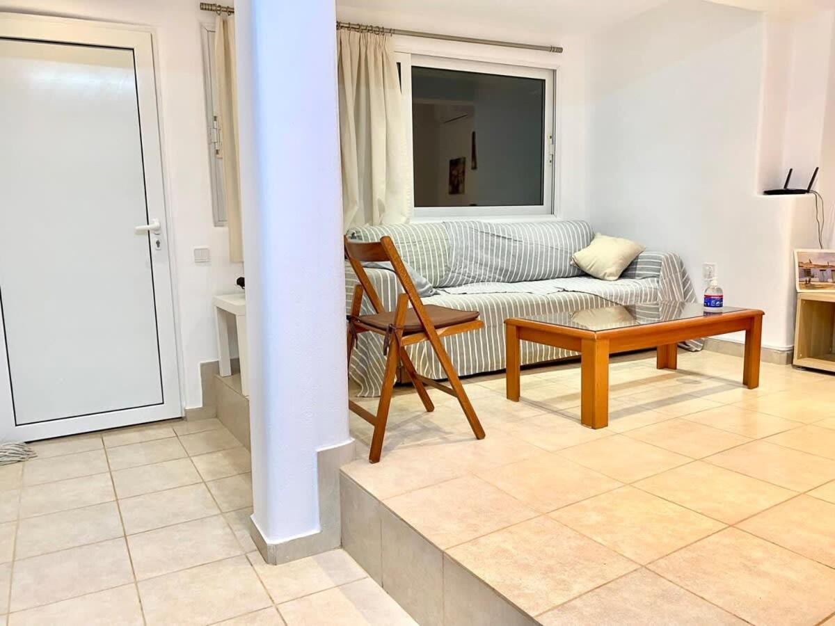 Gorgeous White Marsis In Paros * Glifades