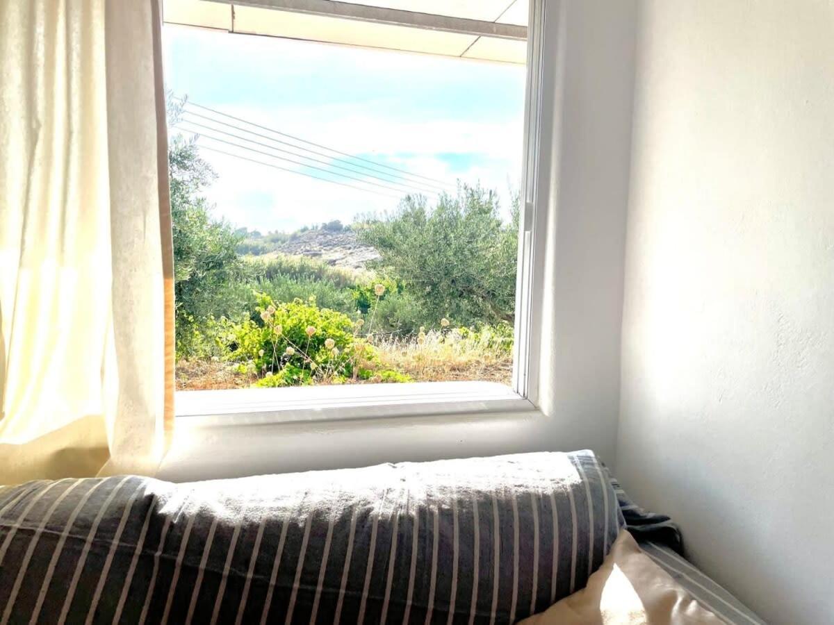 Apartment Gorgeous White Marsis In Paros Glifades