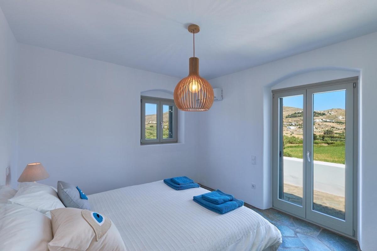 Okyalos - Purely Greek Villa Livadia (Paros)