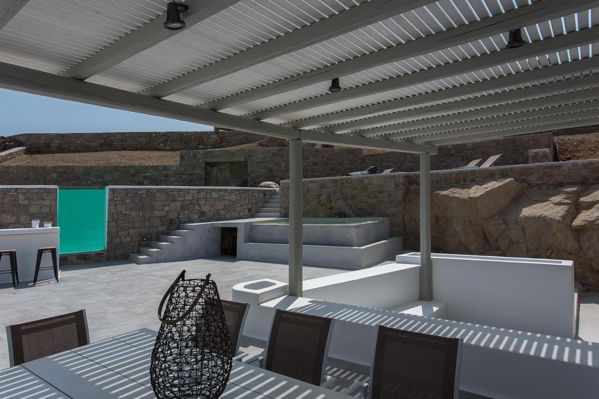 Sapphire 6bed With Pool And Hot Tub In Ornos (Mykonos)