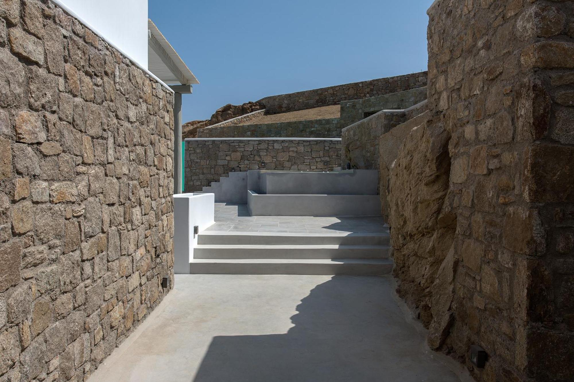 Sapphire 6bed With Pool And Hot Tub In Villa Ornos (Mykonos)