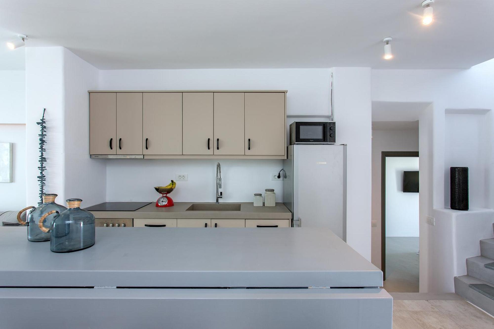 Sapphire 6bed With Pool And Hot Tub In Ornos (Mykonos)