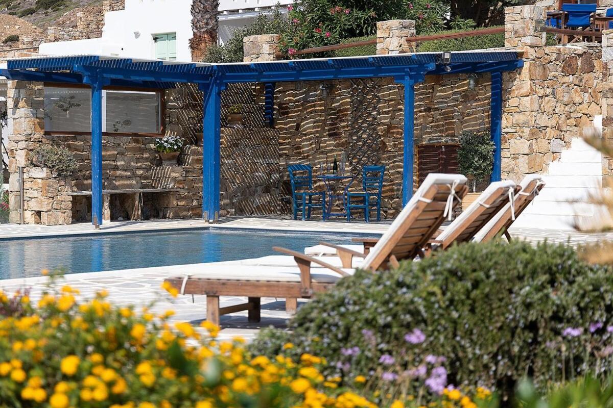 Elanora Villa *