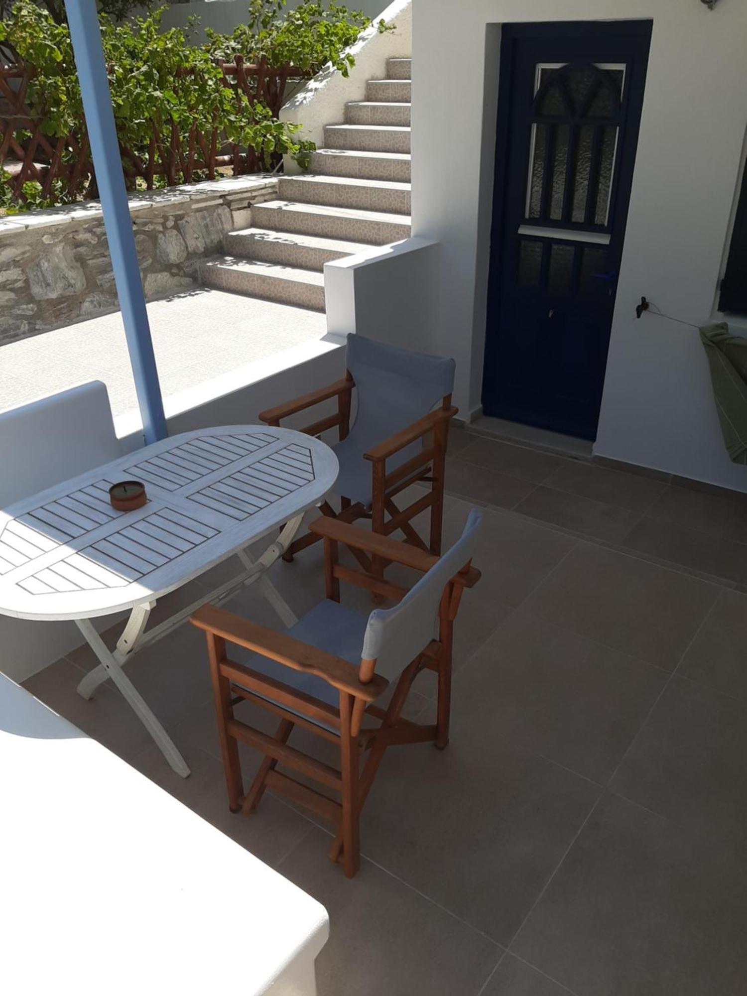 Stella Naxos Island Aparthotel 3*