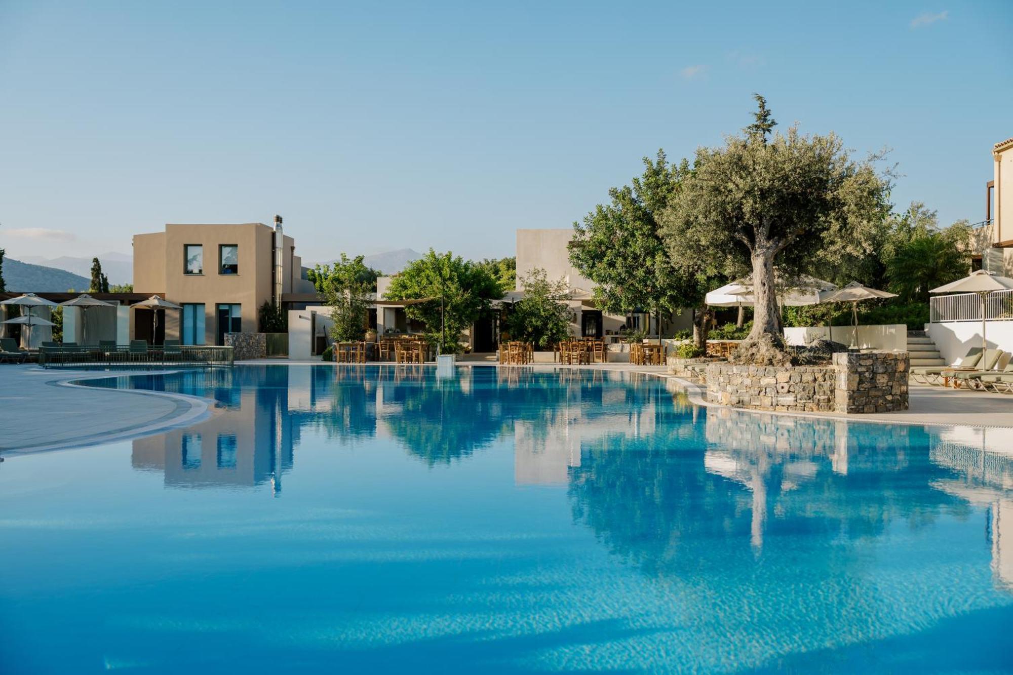 Hotel Village Heights