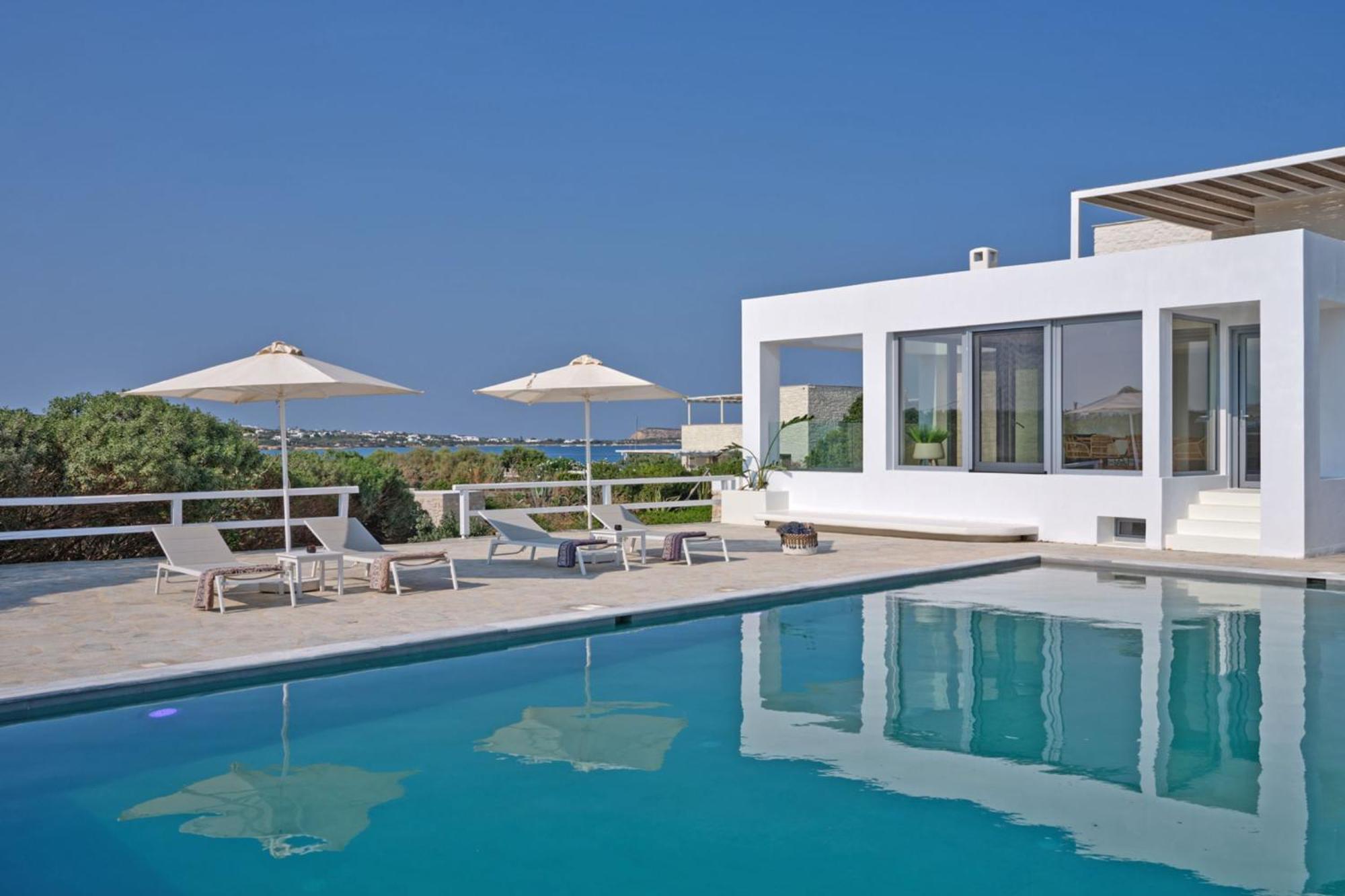 Empire Luxury Villa Santa Maria (Paros)