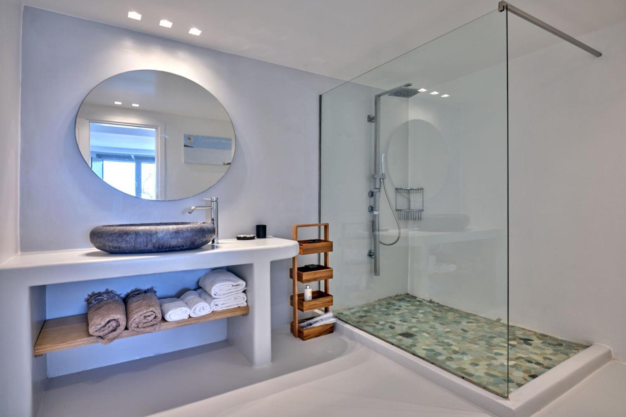 Empire Luxury Villa Santa Maria (Paros)