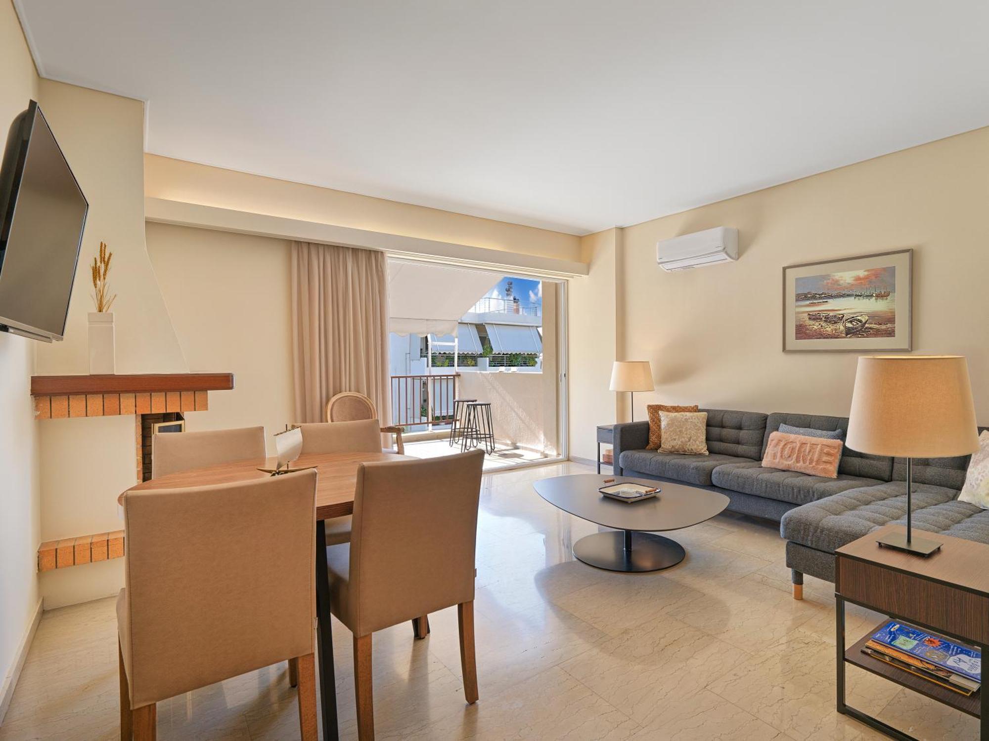 Penthouse & Near Glyfada - Free Parking Apartment *