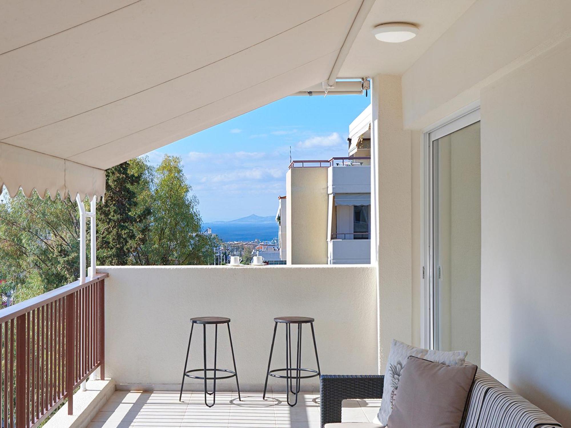 Apartment Penthouse & Near Glyfada - Free Parking