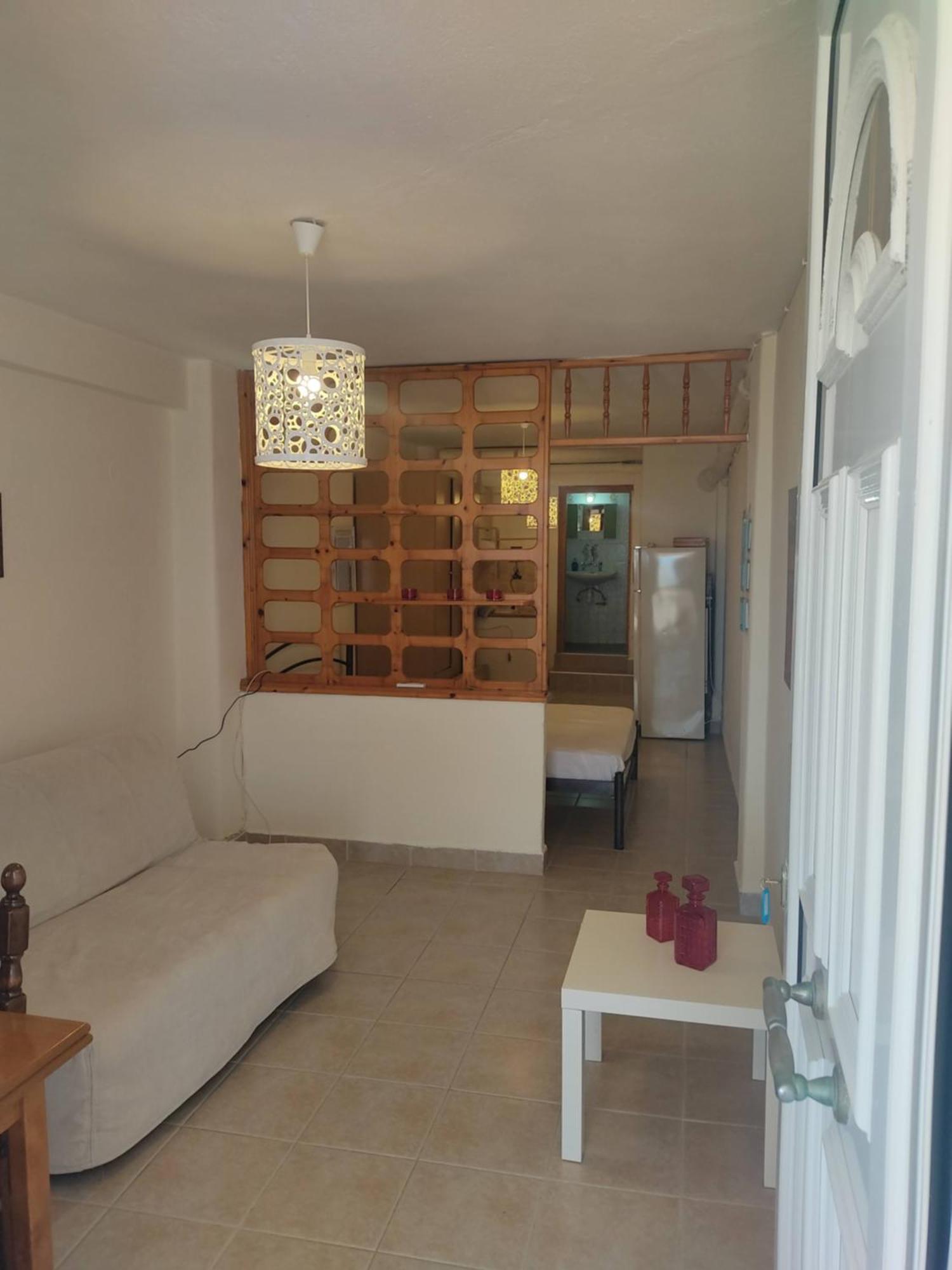 House 2 *