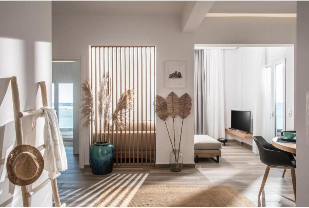 Apartment Khroma Luxury 3- Front