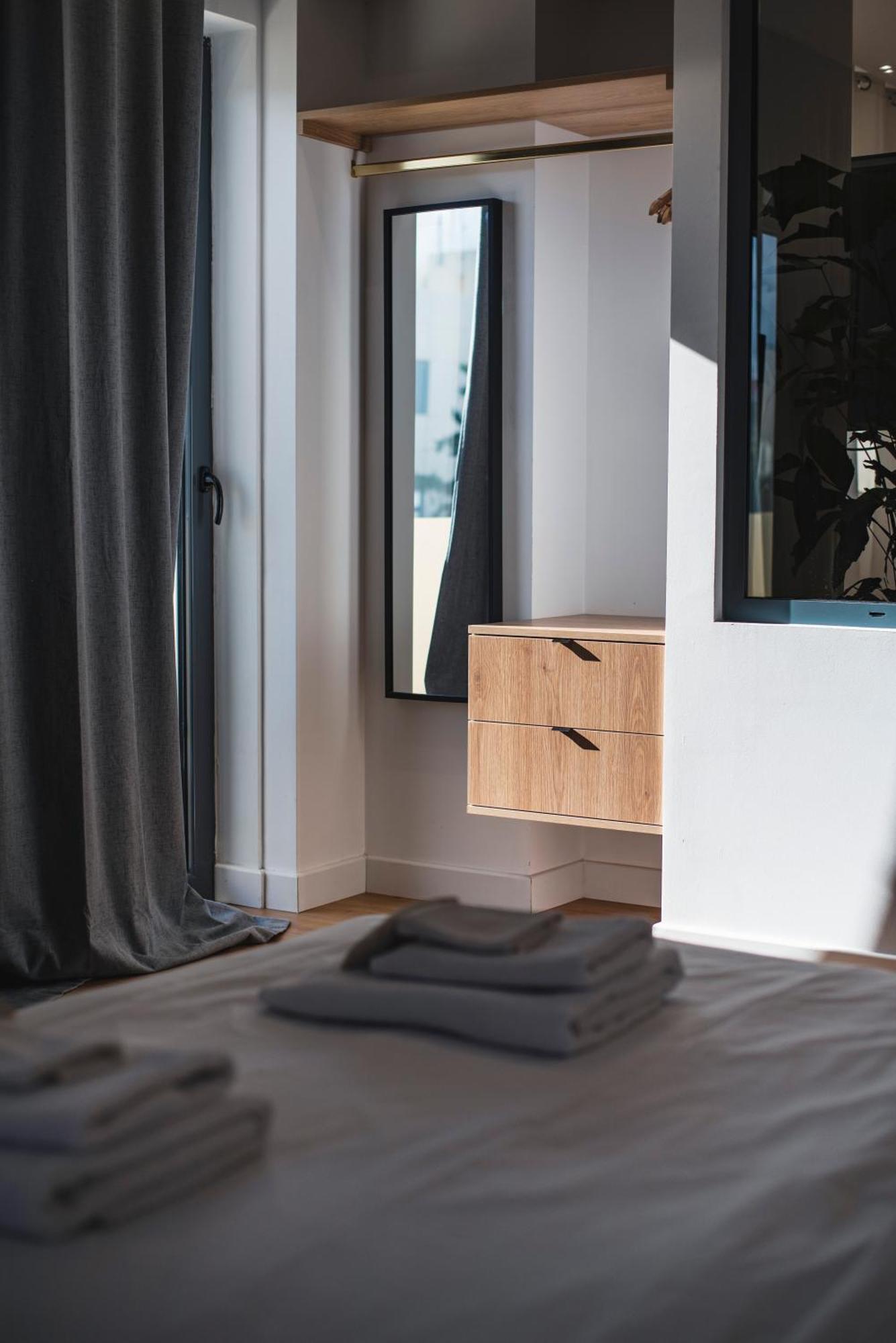 White Harmony, 2 Bedroom * Athens