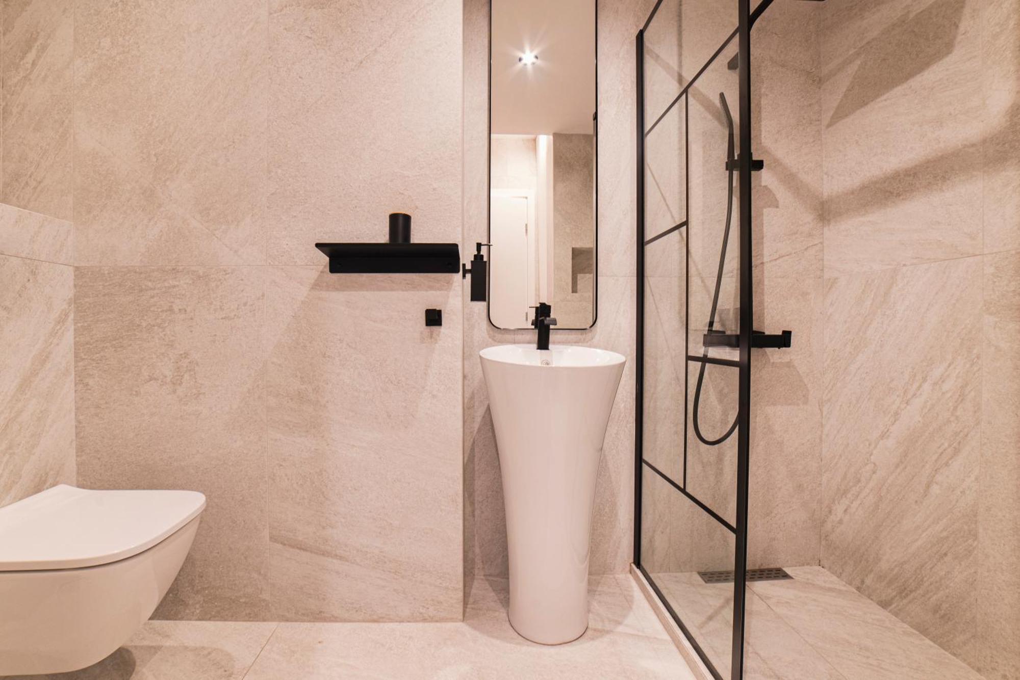 White Harmony, 2 Bedroom