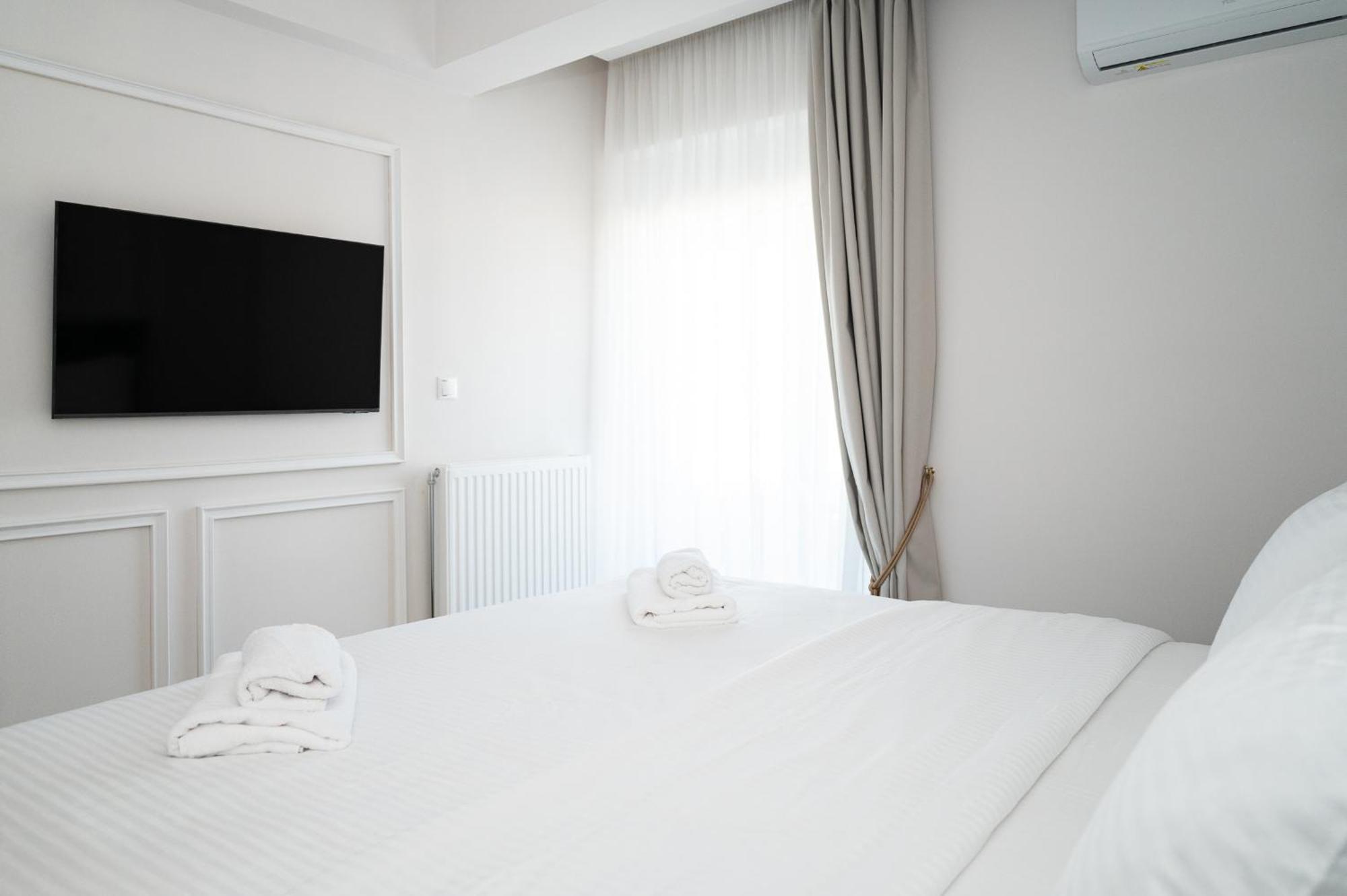 Apartment Margo Luxury Living 2 By 8essentially