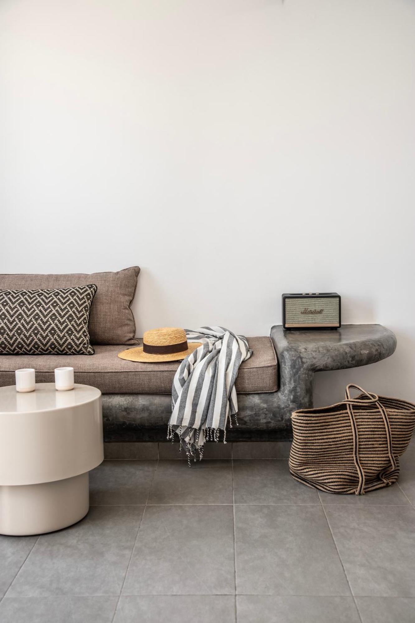 Lukas Apartment Imerovigli (Santorini)