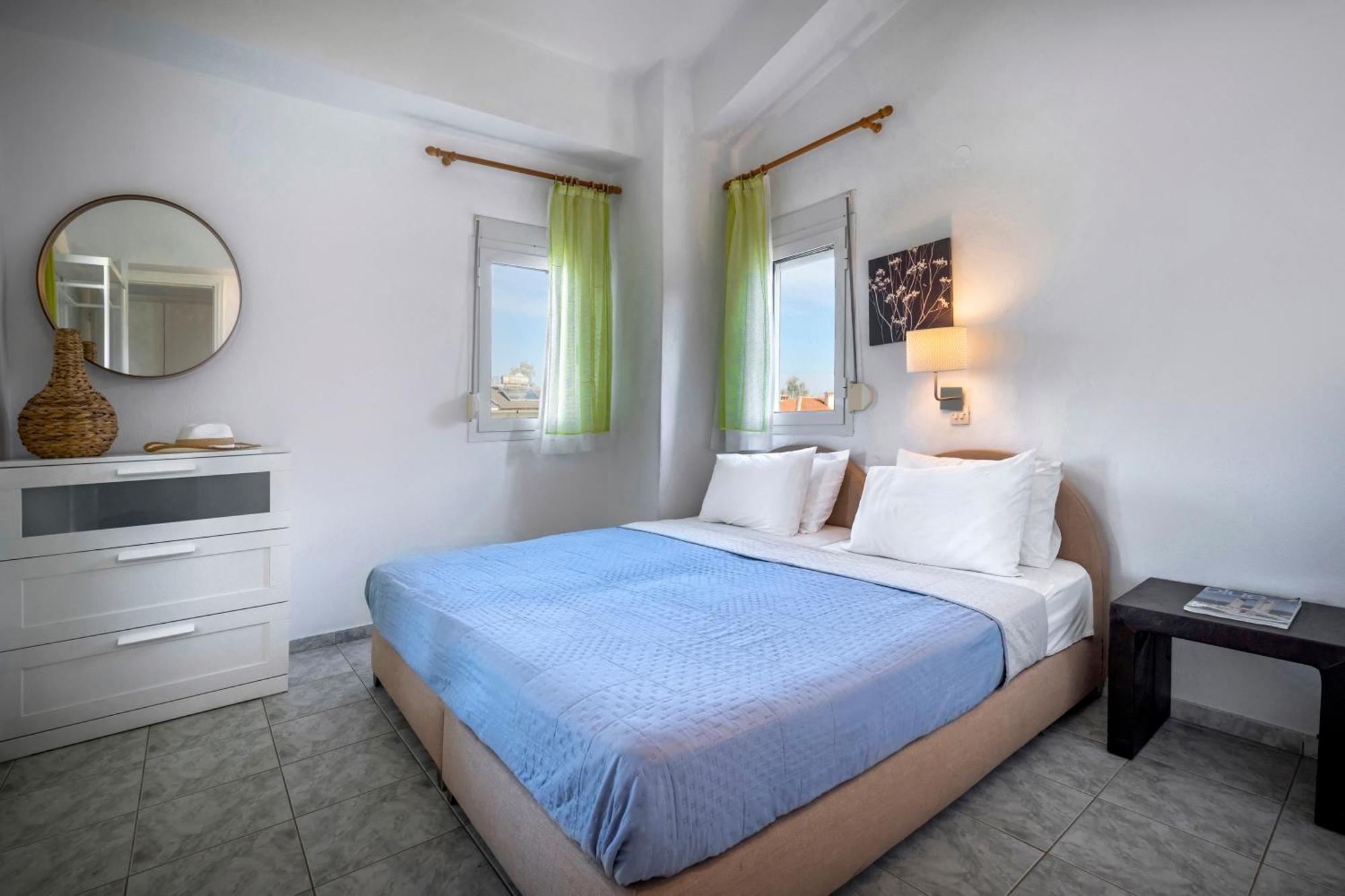 Dionisos Apartment *
