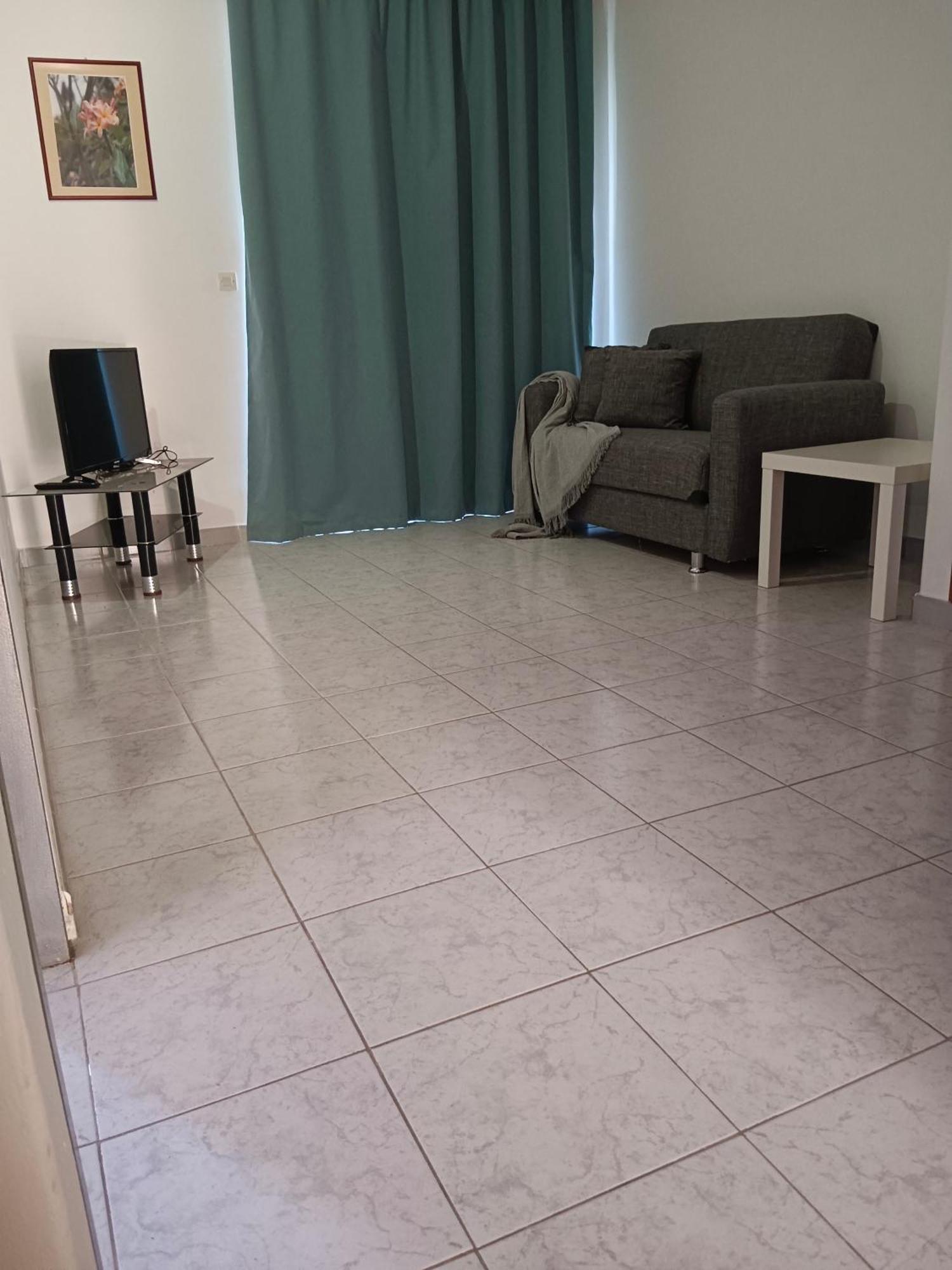 Aparthotel Pyrgos Hotel Apartments
