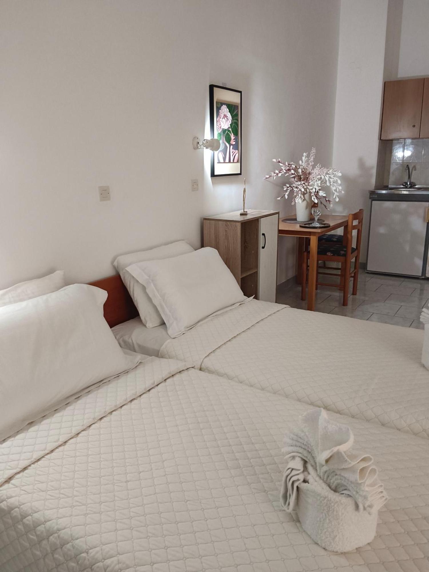 Pyrgos Hotel Apartments 2* Kremasti (Rhodes)