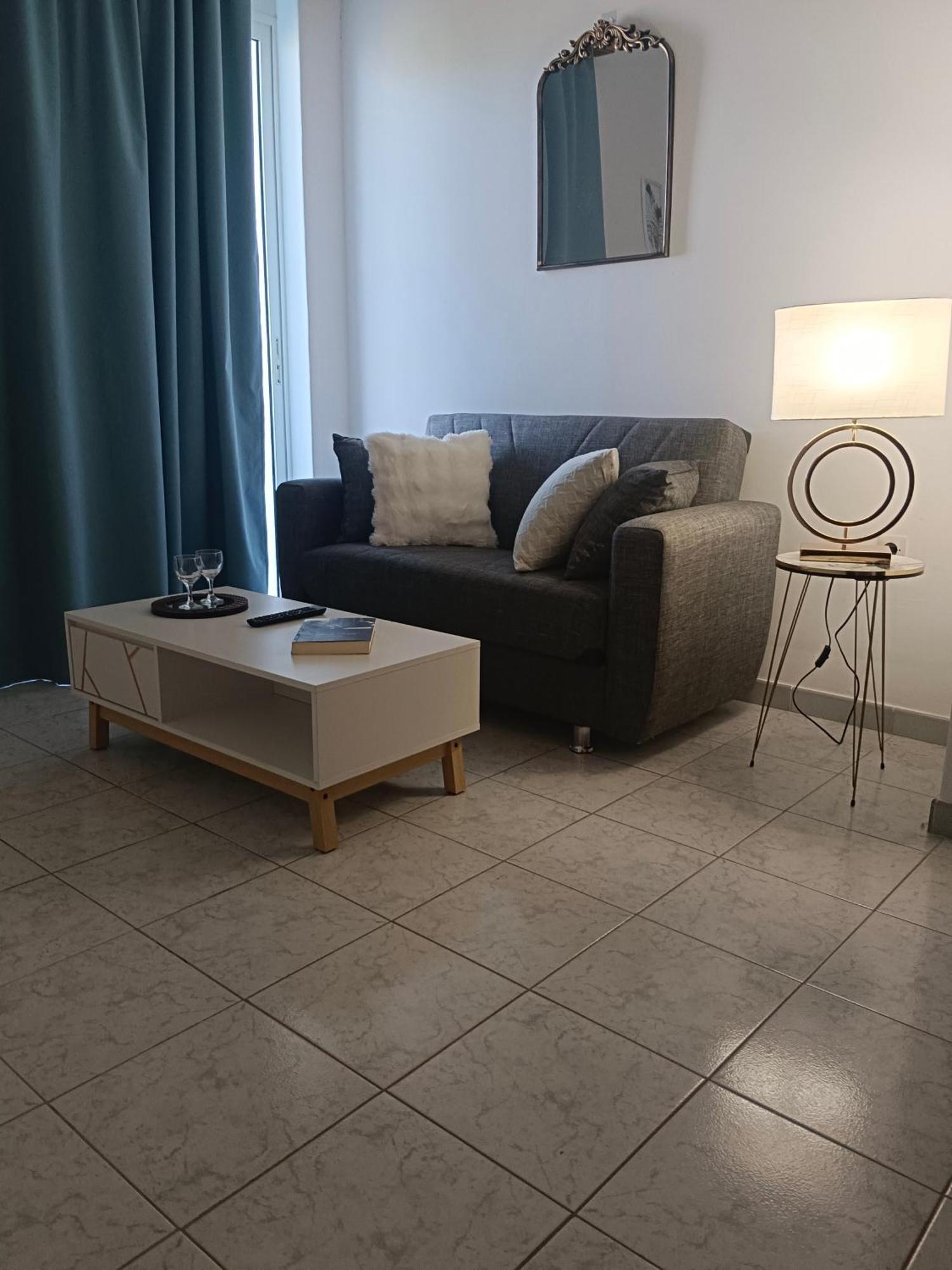 Pyrgos Hotel Apartments 2*