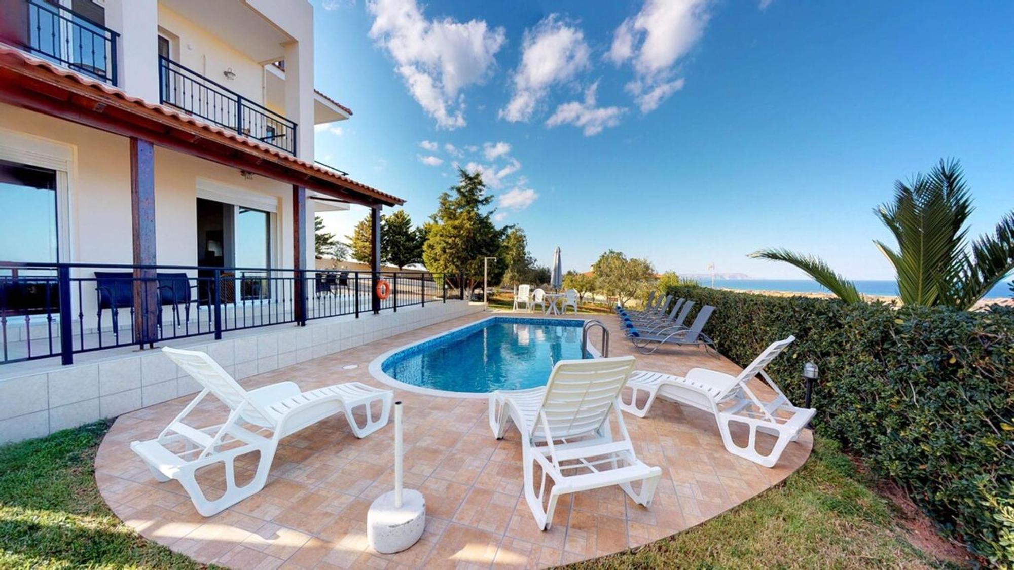 Angelika Two-storey House With Pool For 7 Gouves
