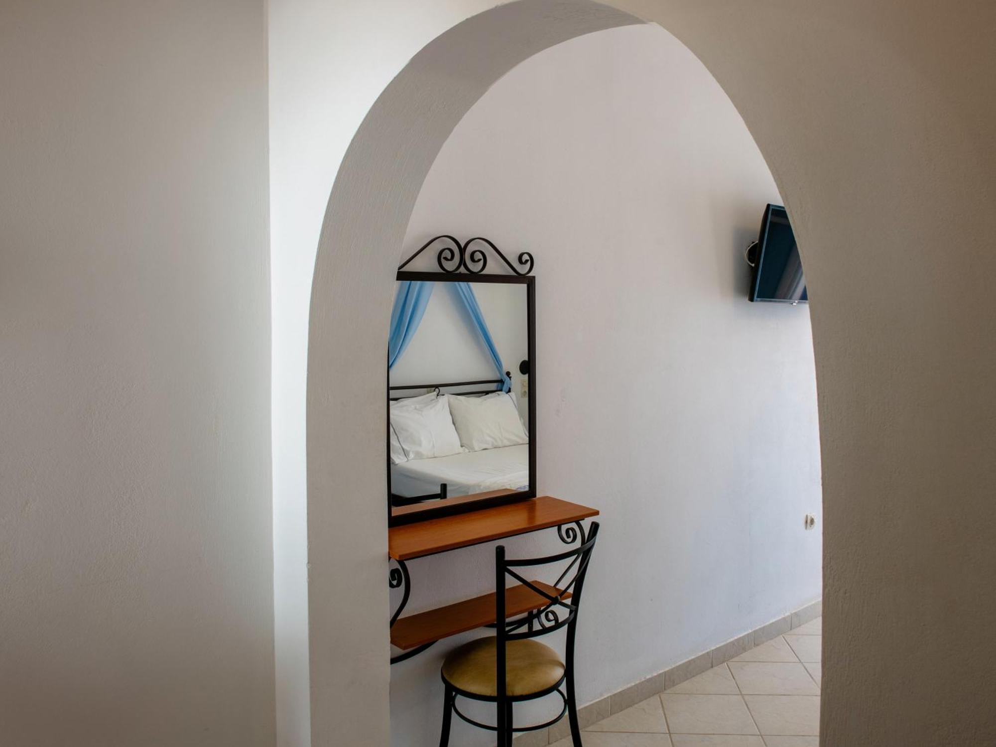 Apartment Dafnis Koufonisia
