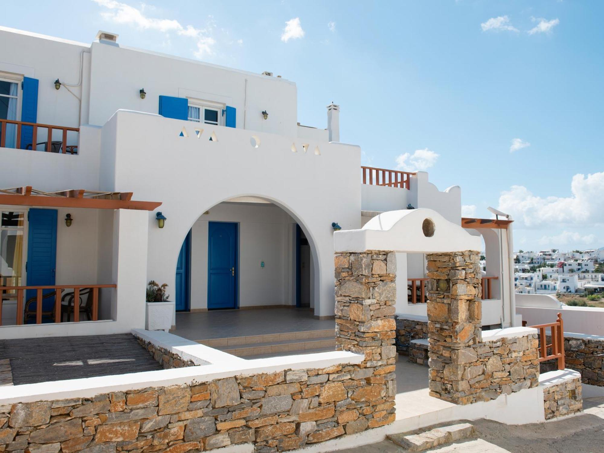 Dafnis * Koufonisia
