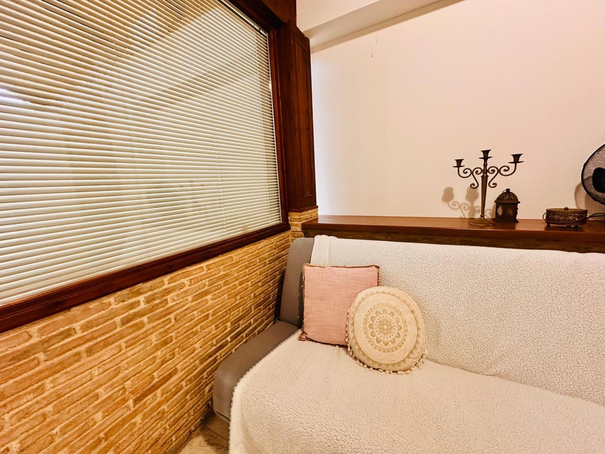 Apartment Dolce - Spacious Renovated With Unique Decor Perfect For 4 In Ideal For Fun And Relaxation Laganas