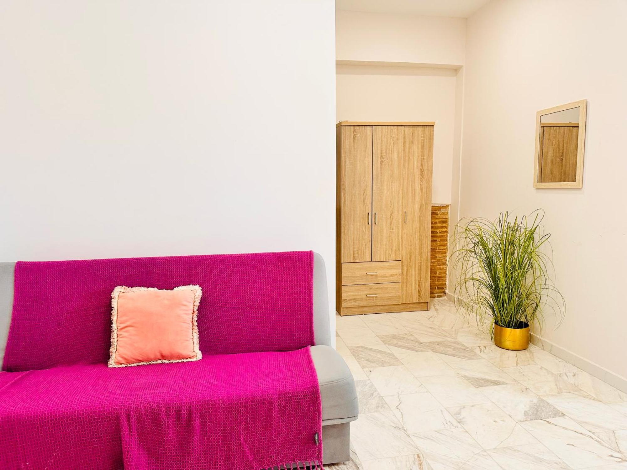 Dolce - Spacious Renovated With Unique Decor Perfect For 4 In Ideal For Fun And Relaxation