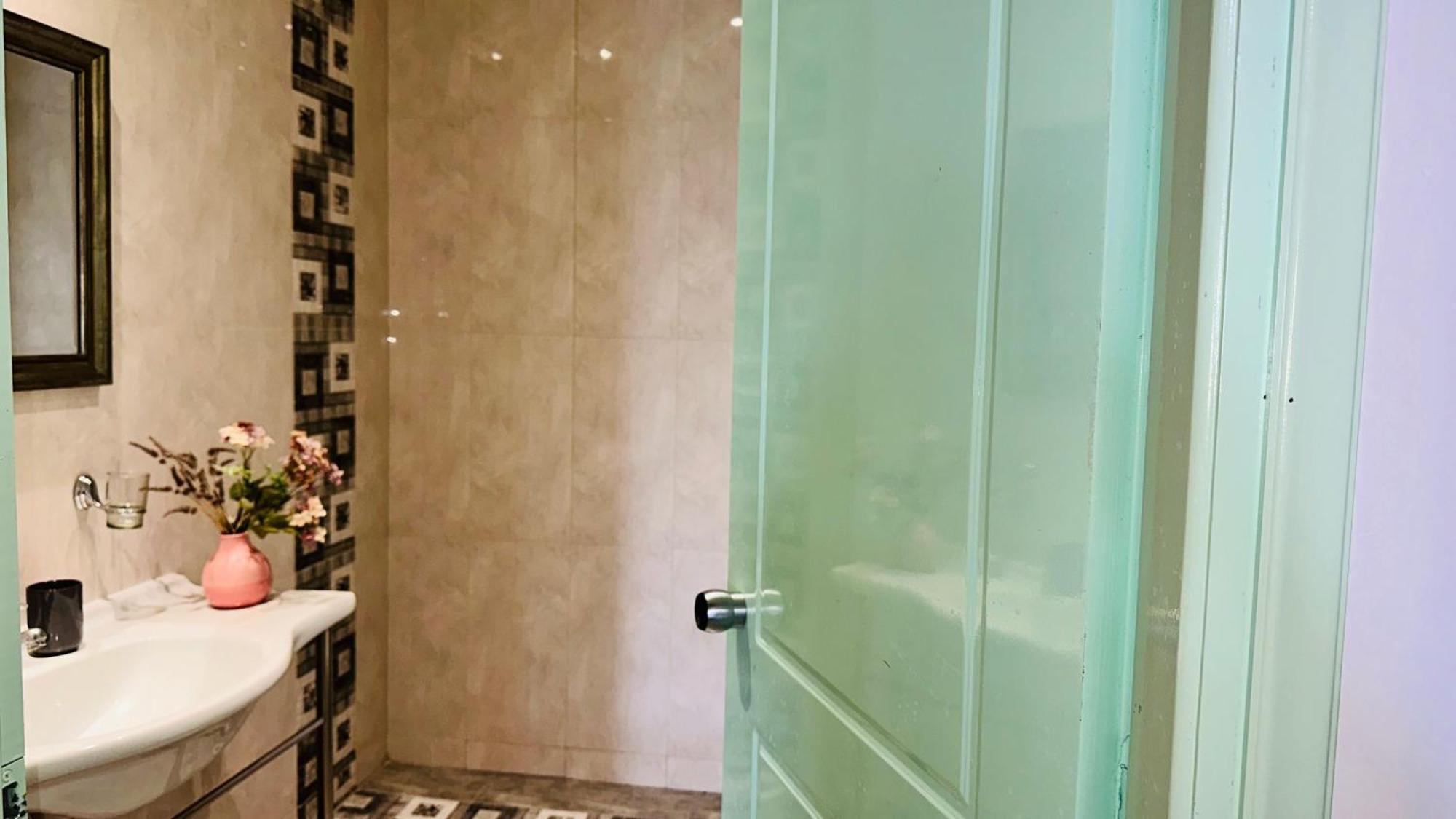 Dolce - Spacious Renovated With Unique Decor Perfect For 4 In Ideal For Fun And Relaxation Apartment *