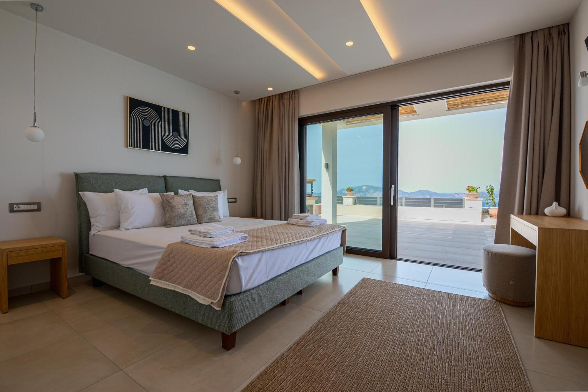 Lamar Private Luxury Villa