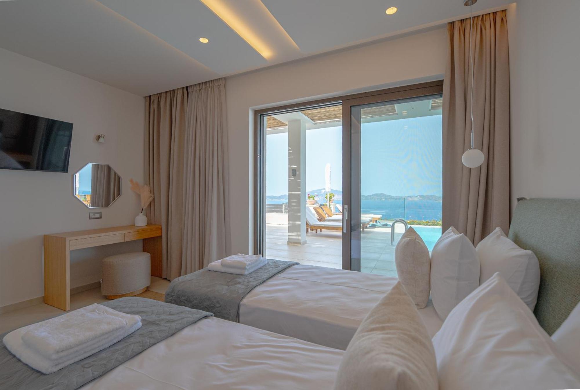 Lamar Private Luxury Villa