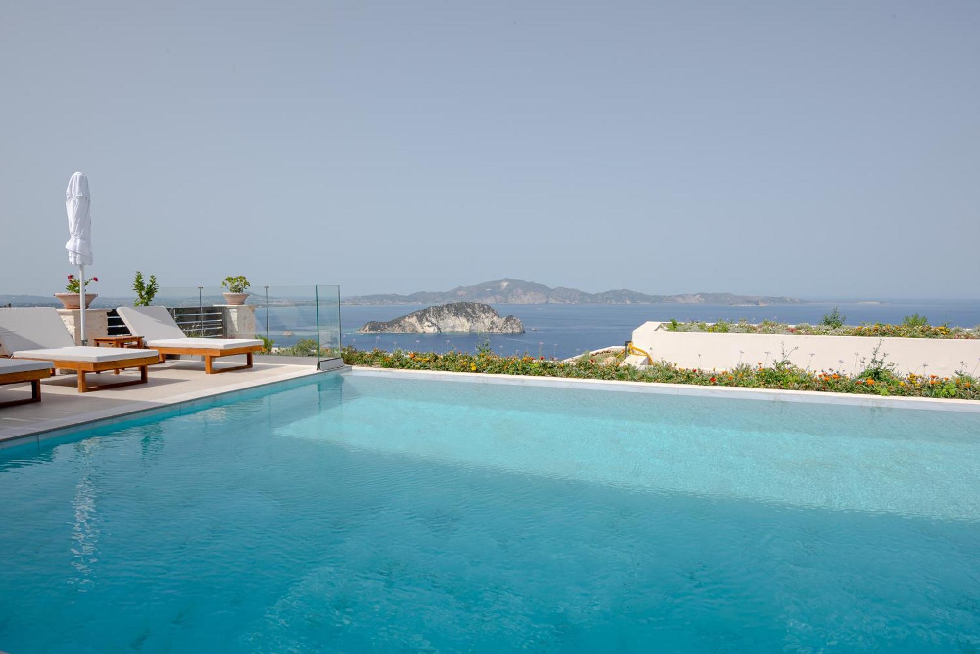 Lamar Private Luxury Villa