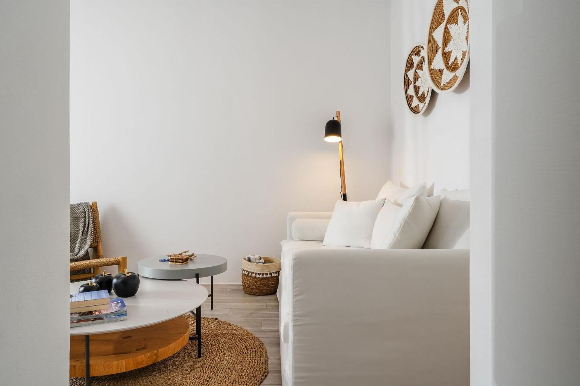 Julie's Luxury * Agia Anna (Naxos)
