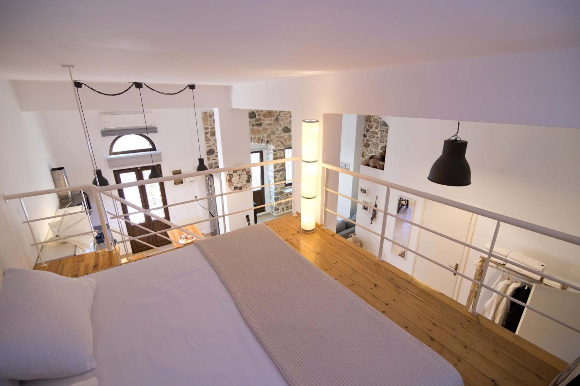 Foteini Apartment *