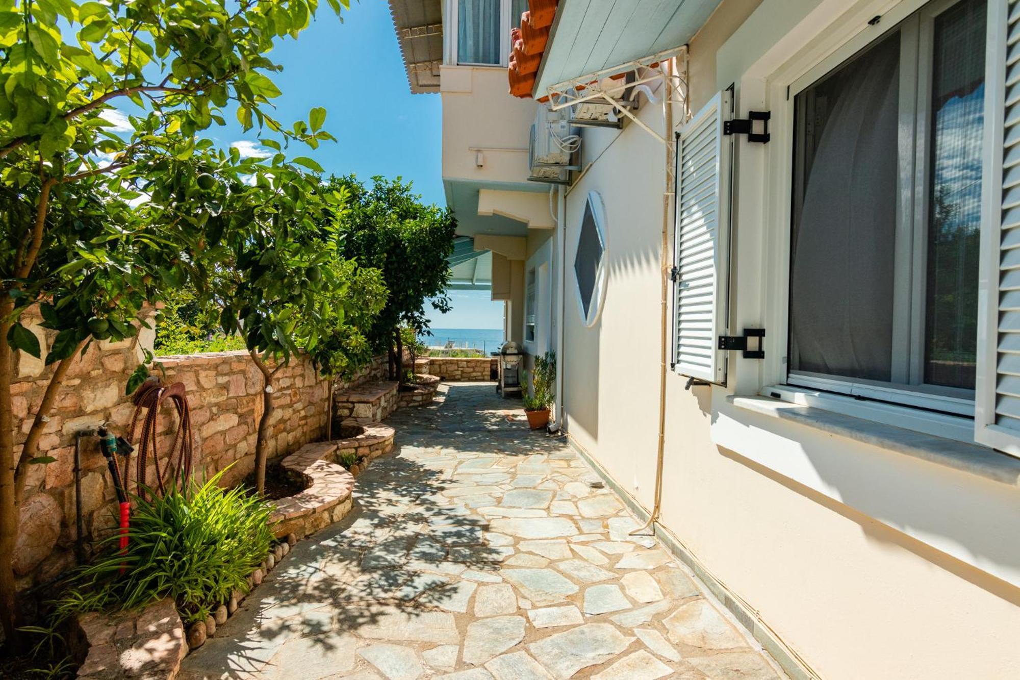 Eleni * Koroni (Messinia)