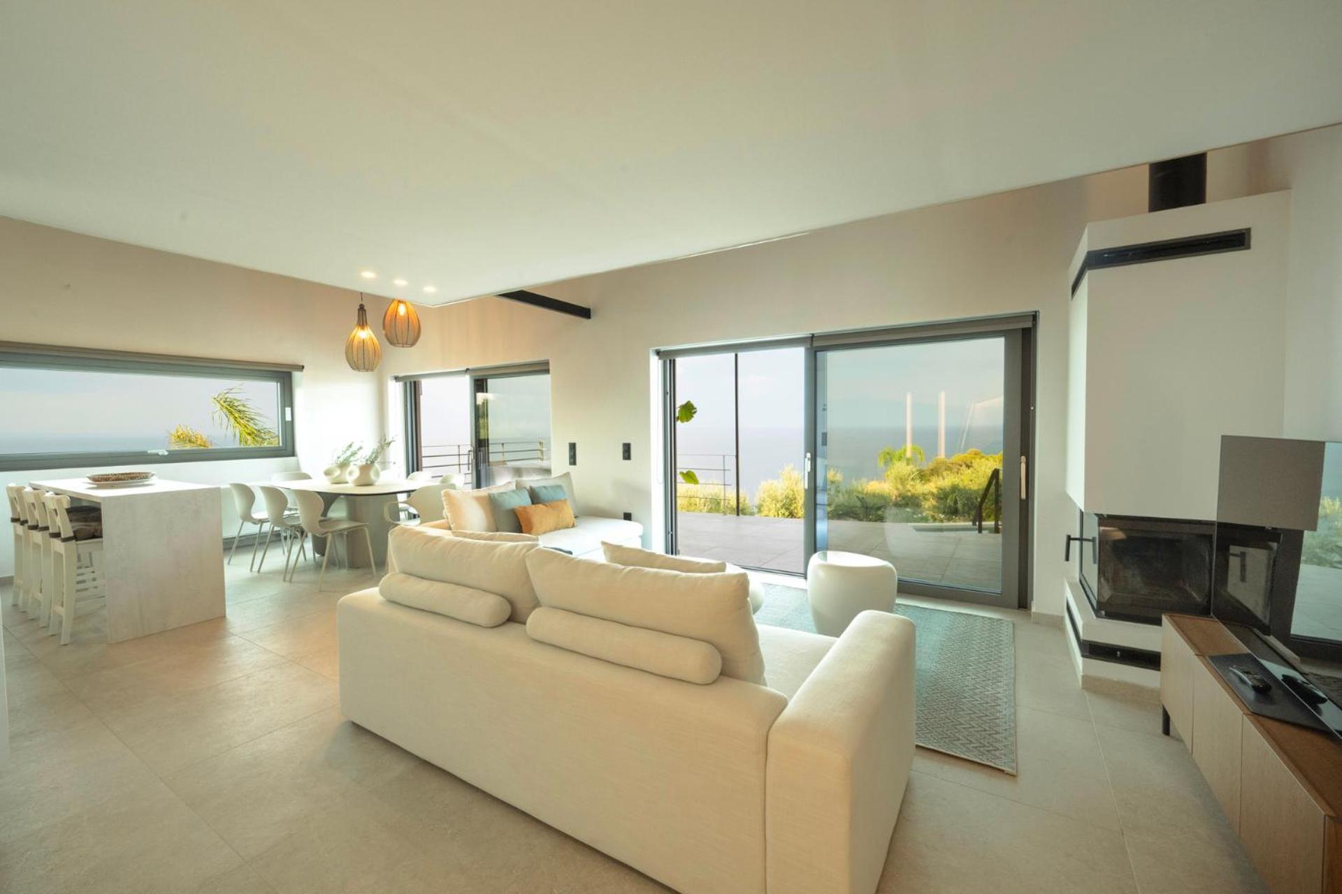 Akria Thea Villa