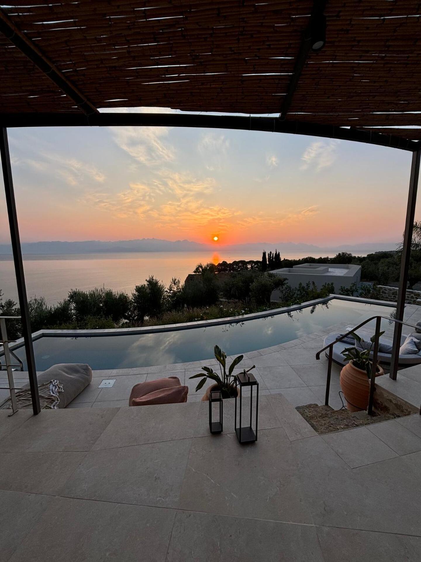 Akria Thea Villa
