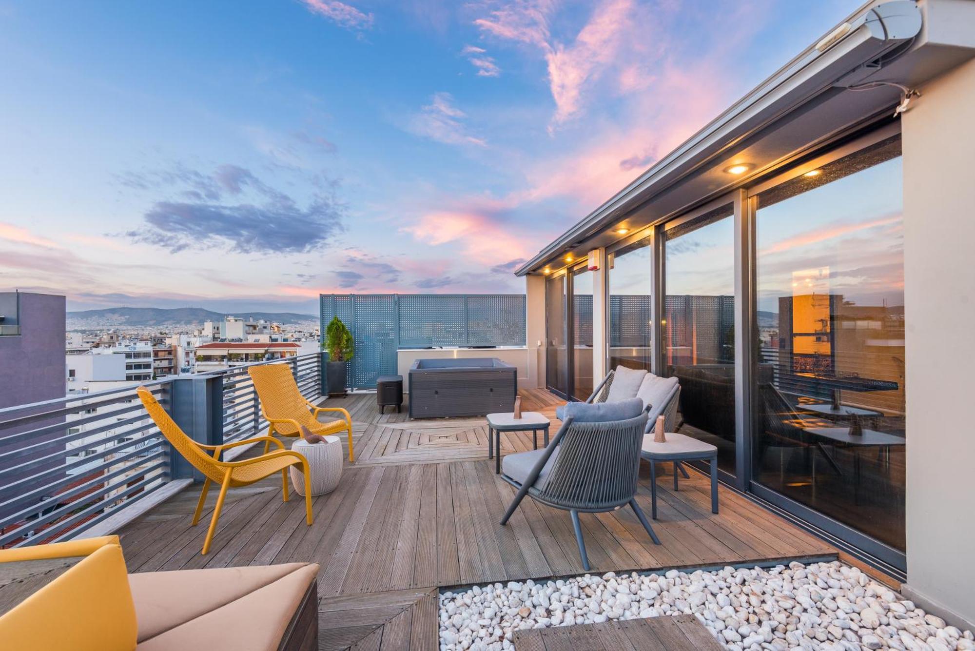 Acropolis View Luxe Penthouse With Outdoor Terrace Hottub Apartment *