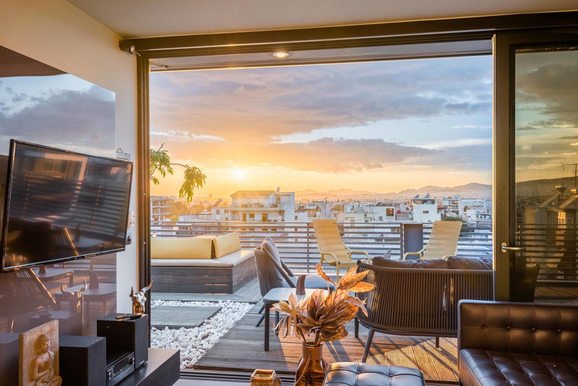 Apartment Acropolis View Luxe Penthouse With Outdoor Terrace Hottub *