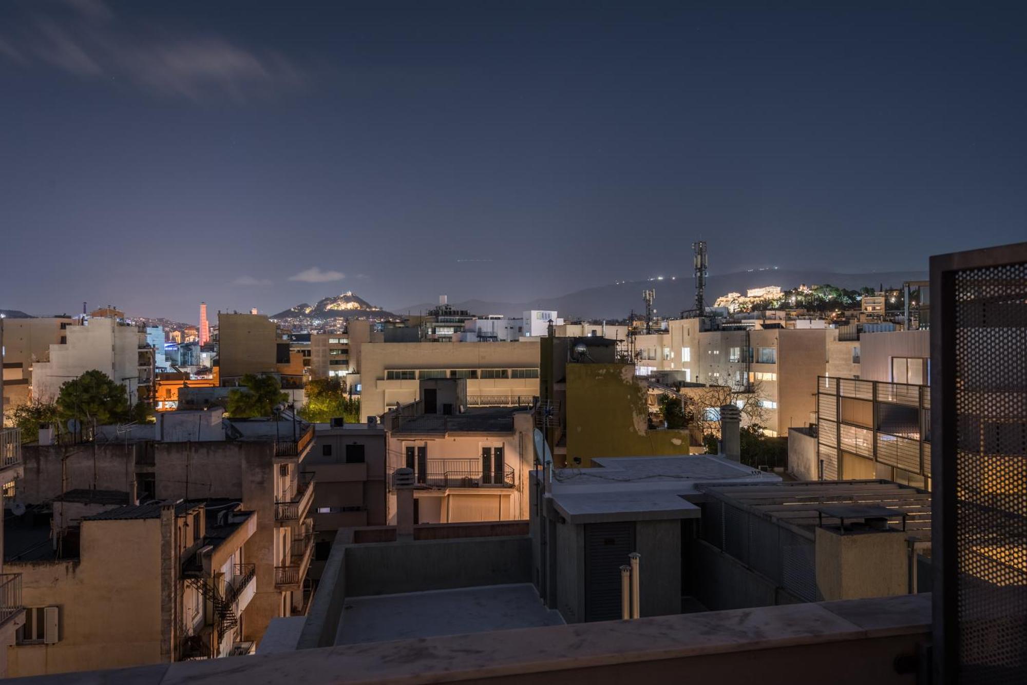 Acropolis View Luxe Penthouse With Outdoor Terrace Hottub Athens