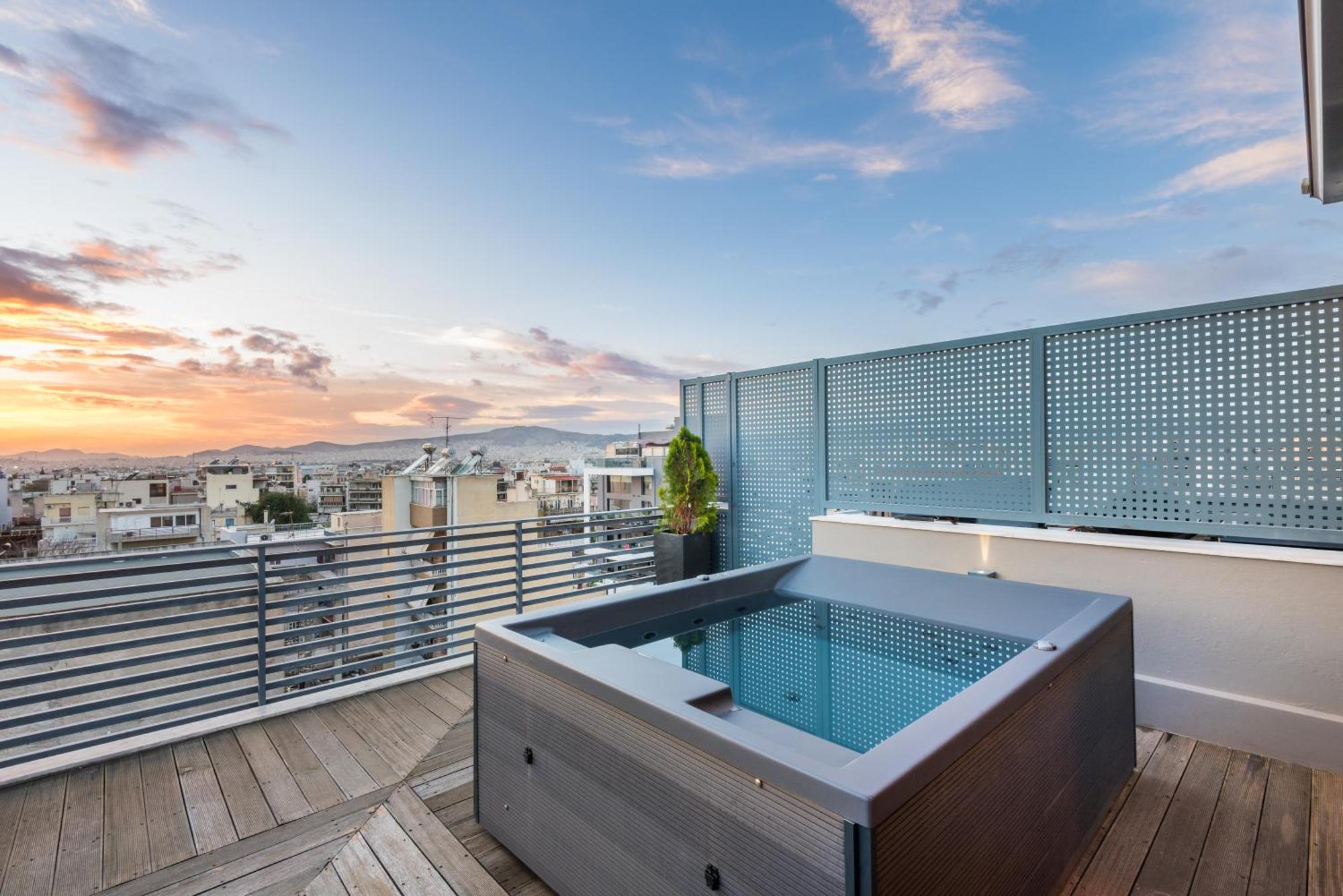 Apartment Acropolis View Luxe Penthouse With Outdoor Terrace Hottub Athens