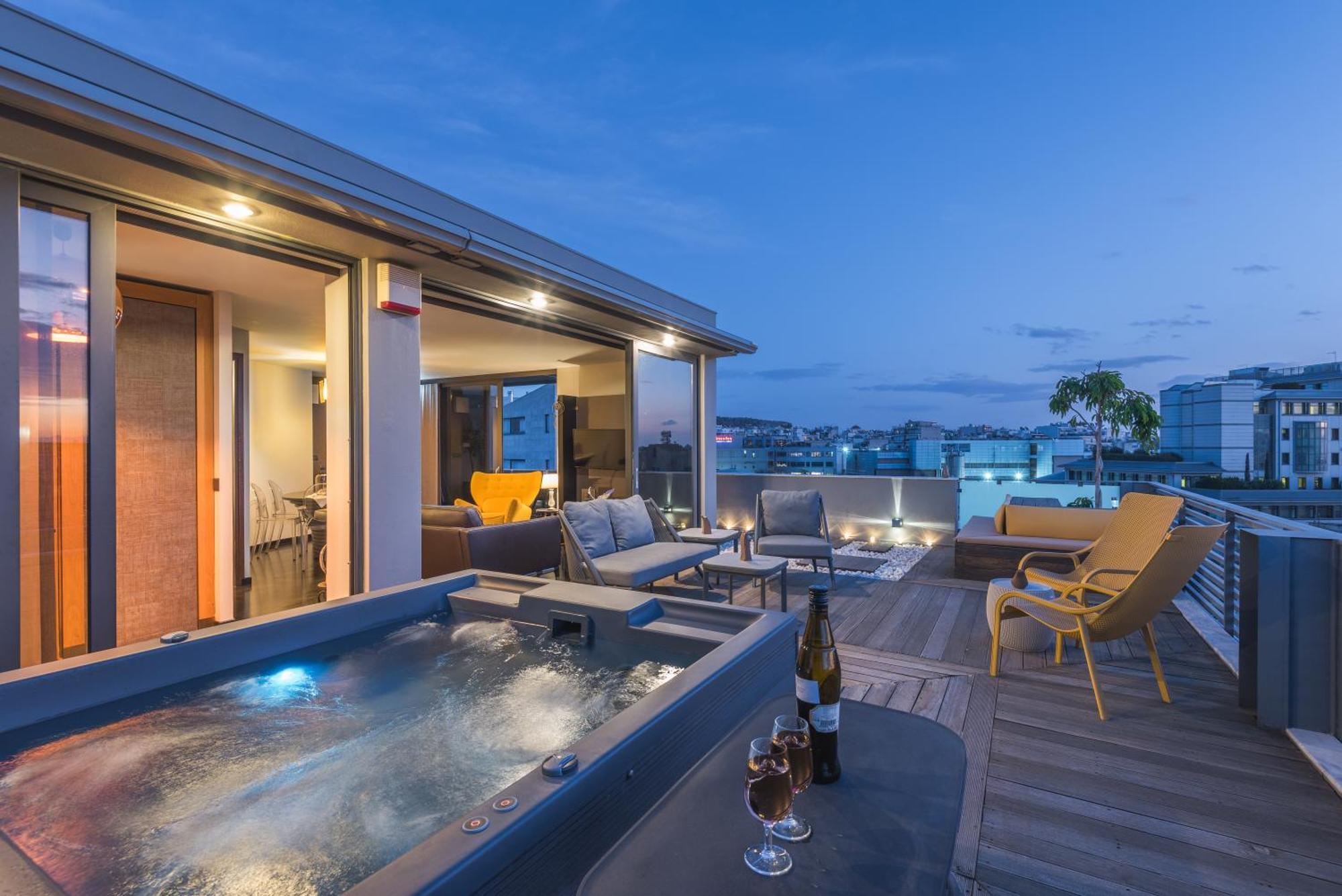 Acropolis View Luxe Penthouse With Outdoor Terrace Hottub * Athens